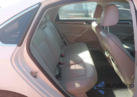 2018 Volkswagen Passat 2.0T Se from USA, damaged, VIN 1VWBA7A38JC012434